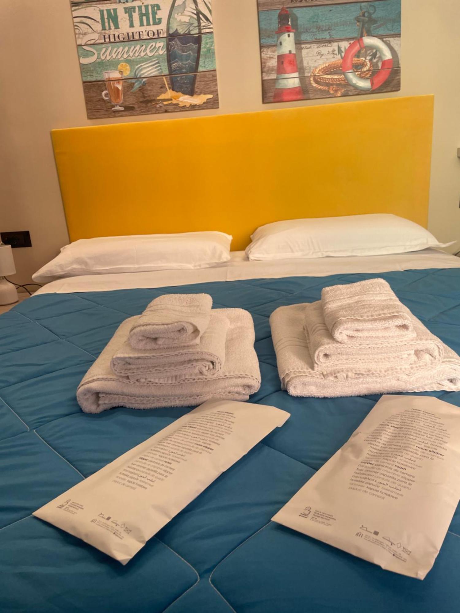 パレルモ Fronte Mare Arenella Bed & Breakfast エクステリア 写真